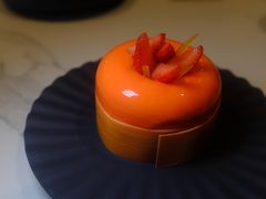 -潮一不贰·法式甜品·生日蛋糕·西式简餐(外滩店)