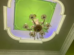 -维吾尔餐厅(宜山路店)