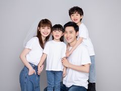 -iF摄影•全家福•证件照•形象照(南山店)