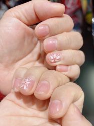 -进巍美甲美睫