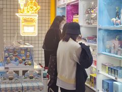 -泡泡玛特POPMART(上海环球港店)