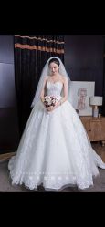 -南京宝娜嫁衣婚纱礼服馆(中央路店)