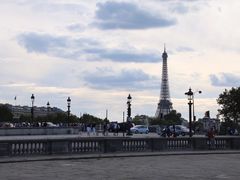 -埃菲尔铁塔
