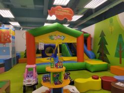 -莫莉幻想儿童乐园(郑州丹尼斯三天地店)