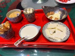 -九十九顶毡房(阜石路店)