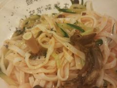 -魏家凉皮(北京南站店)