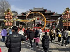 -雪山彩虹谷景区