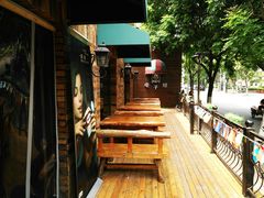 -麦落精酿啤酒餐吧(先农大院店)