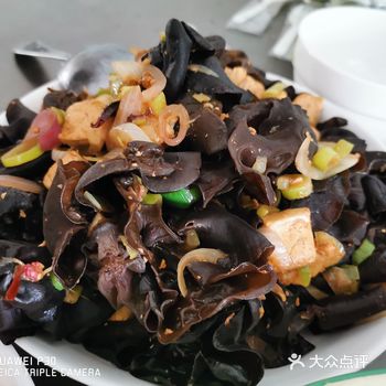 木耳和豆腐居然也能碰撞出完美佳肴？