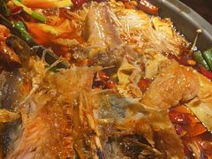 -鸣记脆皮烤鱼·海鲜烤鱼(三八广场店)