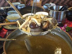 -牛村来人潮汕牛肉火锅(西单店)