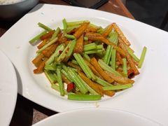 芹菜炒土豆条-南门小馆·清真(国贸商城店)