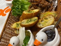 -品海楼·大连海胆锅贴馆(东港店)