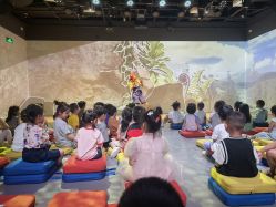 -小鸡哆哆故事屋·儿童乐园(嘉里城店)