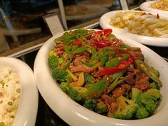 -大中华希尔顿酒店-念自助餐·嗨啤·小龙虾