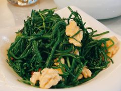 -汗腾格里·风味餐厅(新疆驻京办店)