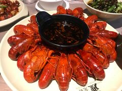 -巴厘龙虾·榜首油焖大虾(音乐学院·沿江酒馆店)