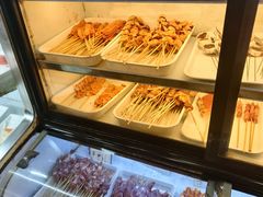 -哈尔滨小酒馆·鲜肉现穿自助烧烤(康新花园店)