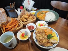 -8PINTS八品脱·日料·烧鸟·精酿小酒馆(莘庄店)