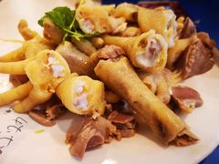 -月亮房·白斩鸡(娄山关路店)