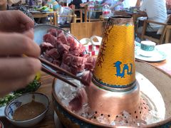 -毛辣果·贵州红酸汤牛肉火锅(西单店)