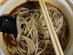 -霸蛮湖南菜·牛肉粉(荣京西街店)