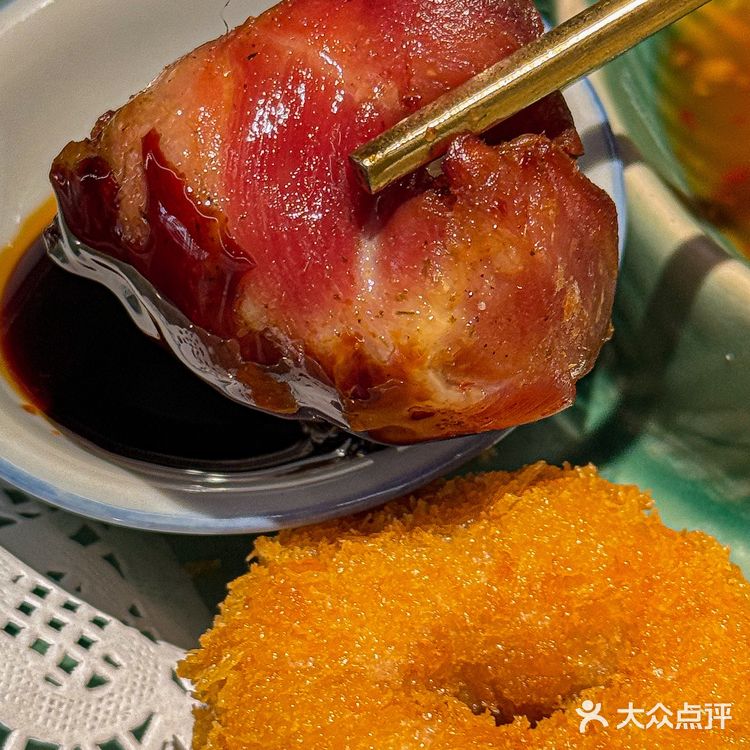 在国贸吃过一次，失眠了三天…