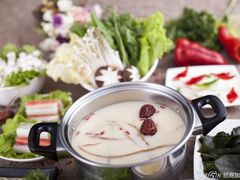 -百品聚旋转火锅(号外店)