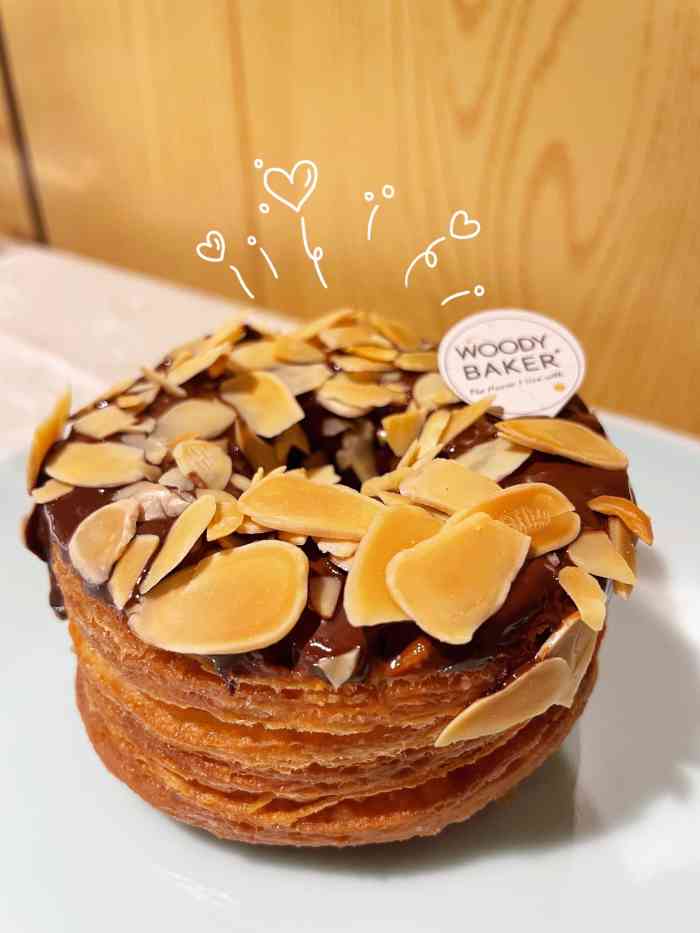 woody baker沃倍可(湖滨道店)-"地铁十号线新天地站1号口出来有家蛋糕