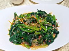 凉拌菠菜粉丝-巴扎美食·新疆菜·西域歌舞表演餐厅(新疆大厦店)