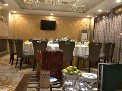 -顺峰海鲜酒楼(省府店)