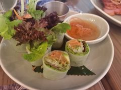 三文鱼刺身米纸卷-CHINCHIN 青青·泰国料理(万象食家店)