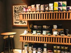 -星巴克(杭州湖滨银泰E区店)
