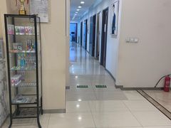 -瑞尔齿科(颐堤港诊所)