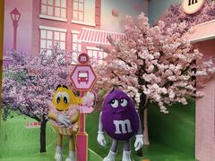 -m豆巧克力世界(上海世茂广场店)