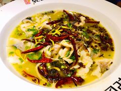 能喝汤的酸菜鱼-乾园(天河城店)