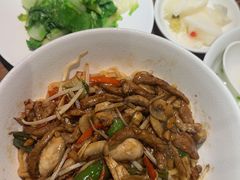 生爆牛肉面-寻裕记·现炒浇头面(人民广场店)