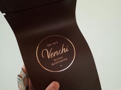 -VENCHI 闻绮(北京国贸商城店)