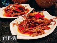 -温莎KTV(珠江路店)