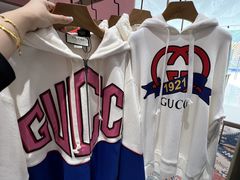 -百年港湾奥特莱斯(香炉礁店)