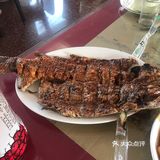 今天来龙庆峡看冰灯，附近找了一圈饭店