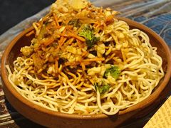 -老街烧烤大排档·地道湖北菜·龙虾馆(汉口火车站店)