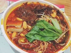 -姑娘手肉夹馍·凉皮·粉面(三盛广场店)