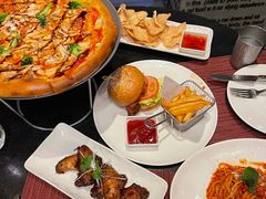 -WOLFGANG PUCK KITCHEN & BAR(迪士尼小镇店)