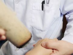 -沁欣堂推拿艾灸