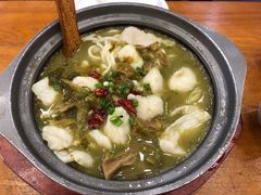 -周鱼小馆石锅酸菜鱼(活力汇店)