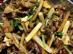 干锅牛蛙-馋嘴蛙火锅