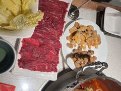 -左庭右院鲜牛肉火锅(环球港店)
