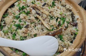Braised Eel Rice in Clay Pot