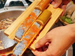 -憨孃孃·重庆老火锅(红山黑金店)